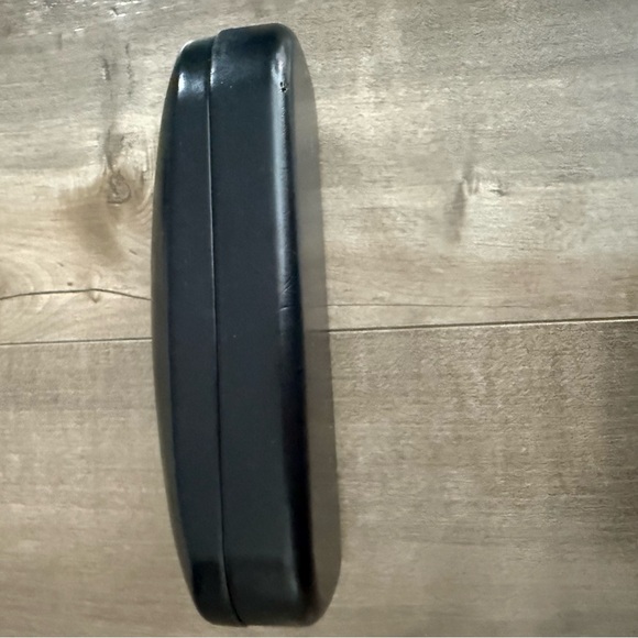 Coach Hard Eyeglass Case Black Shell‎ Felt Interior - Picture 2 of 8